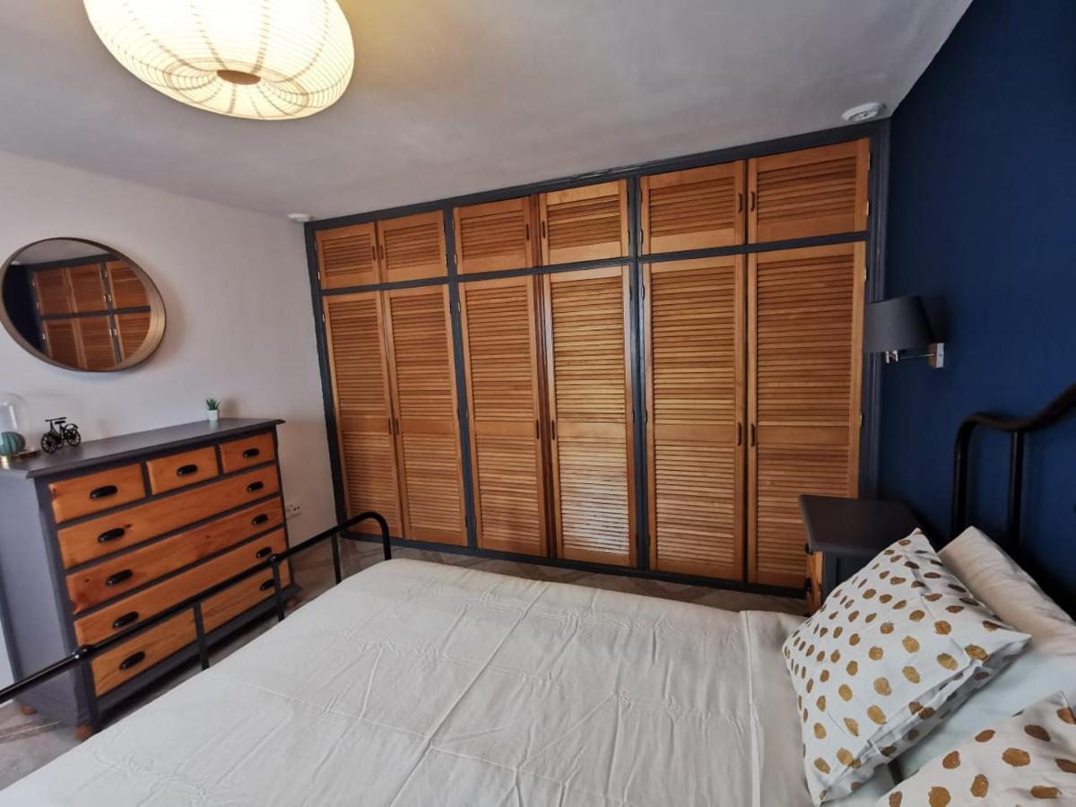 Cdz - Arteaga- Two With Queen Bed *